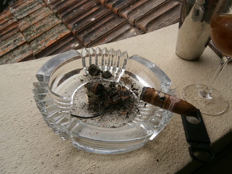 Montecristo No. 2 510 Aniversario Humidor final third