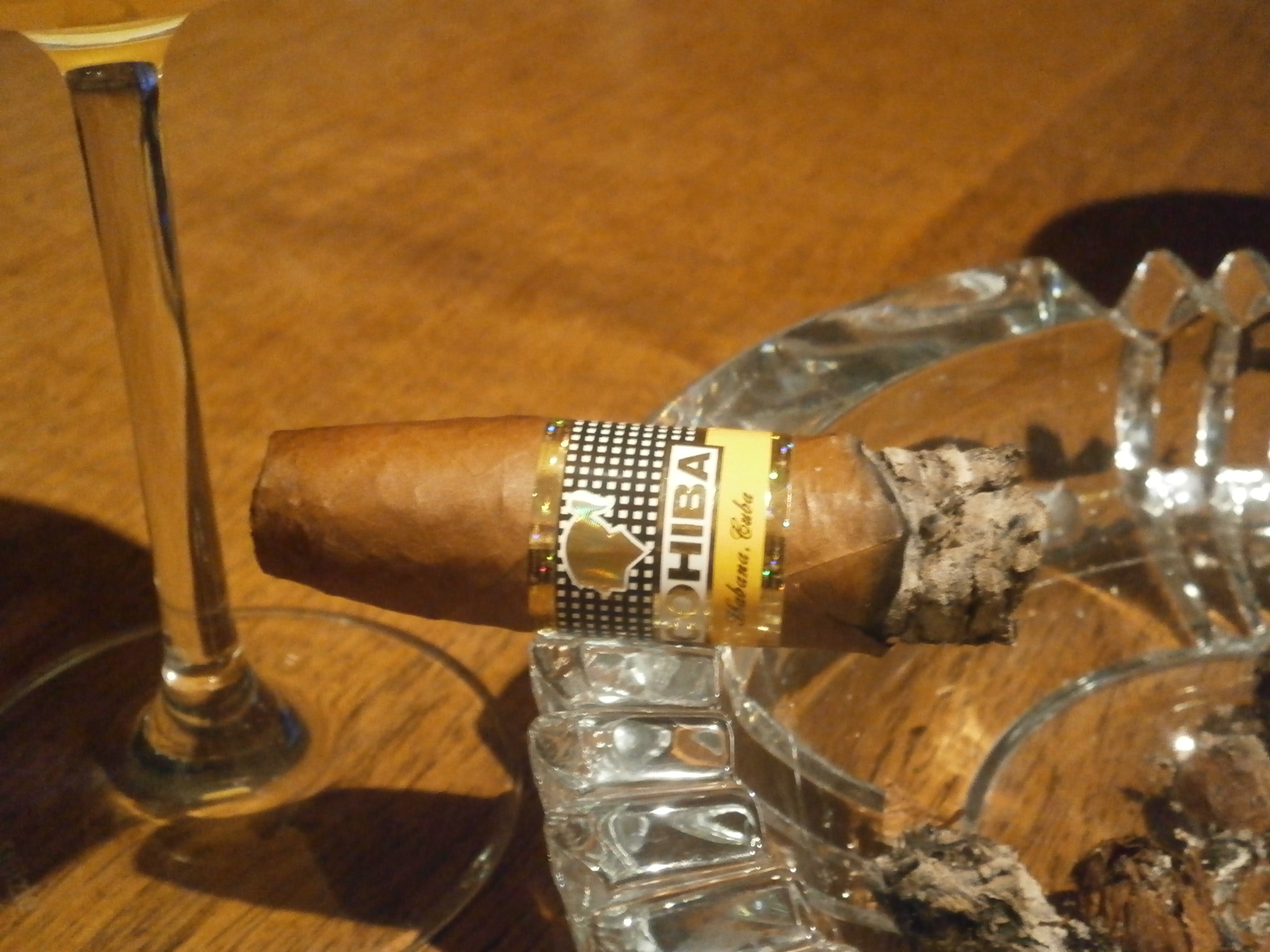 Cohiba Piramides Extra - PlatinCigars