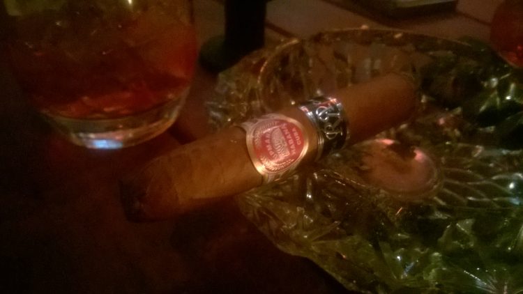 H. Upmann No. 2 Reserva Cosecha 2010 somewhat smoked