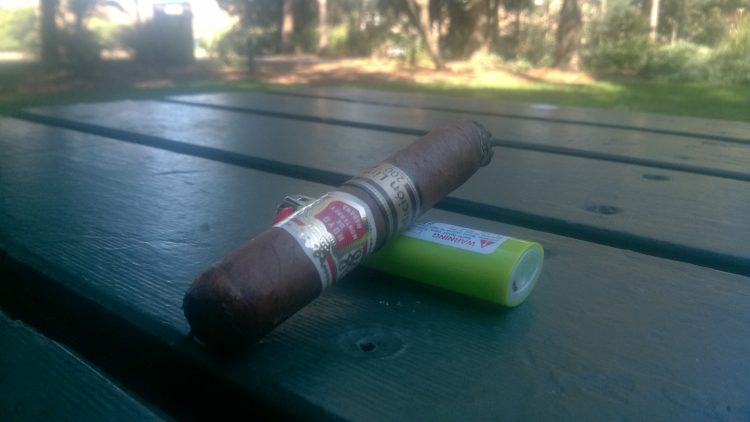 Hoyo de Monterrey Regalos Edición Limitada 2007, two thirds remaining.