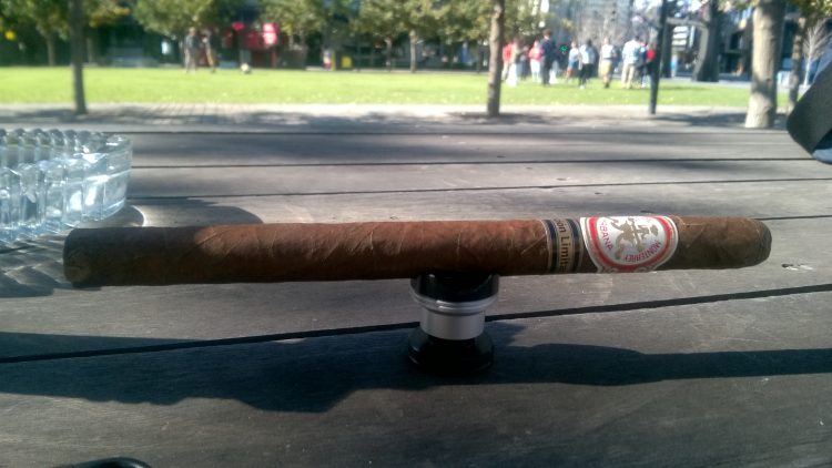Hoyo de Monterrey Particulares Edición Limitada 2000 unlit