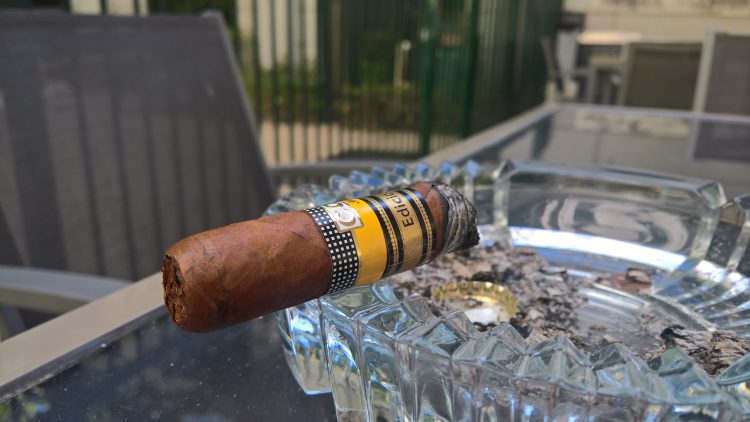 Cohiba Cohiba 1966 Edición Limitada 2011 burned to the band