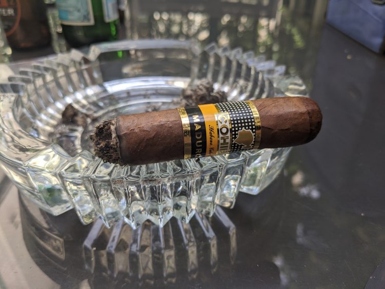 Cohiba Mágicos partially burnt